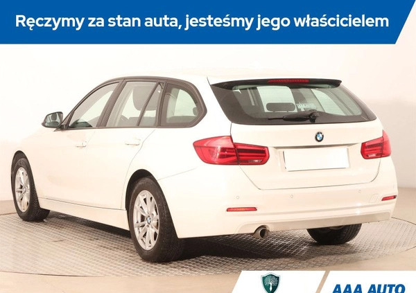 BMW Seria 3 cena 54000 przebieg: 192042, rok produkcji 2016 z Bełchatów małe 352